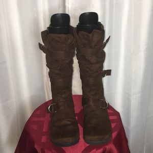 Brown buckle “Callie” Boots